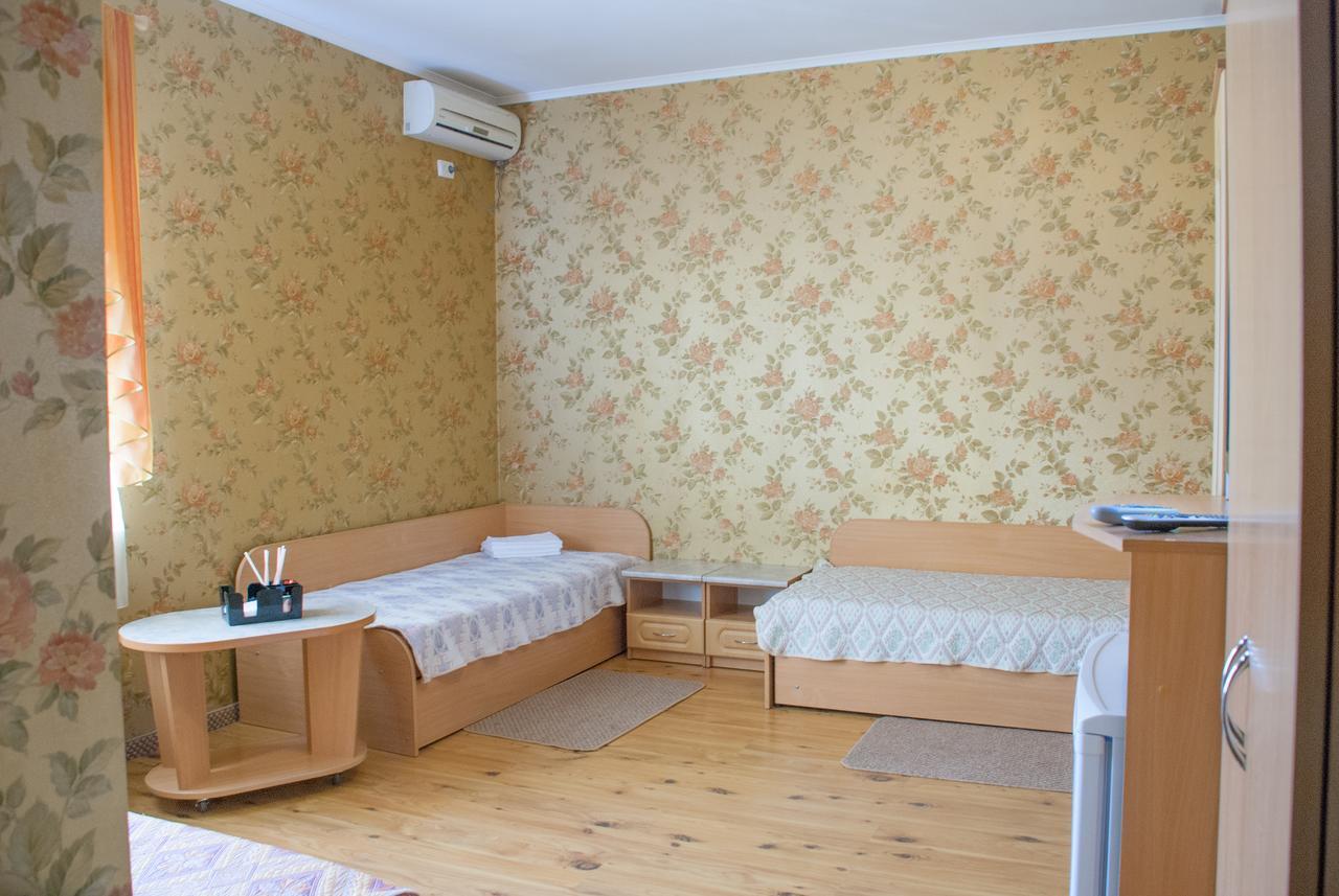 Citadella Hotel Skadovsʼk Buitenkant foto