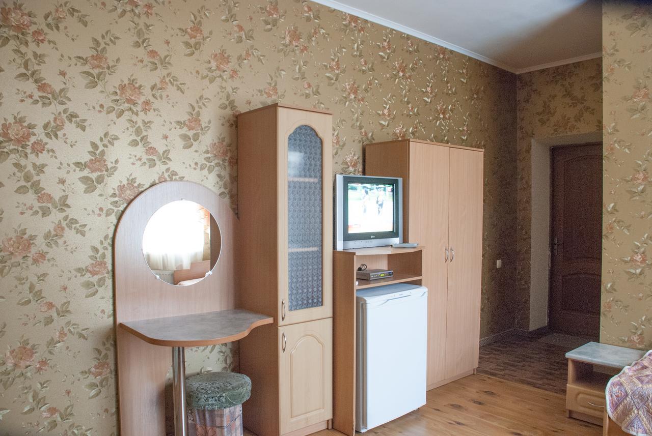 Citadella Hotel Skadovsʼk Buitenkant foto